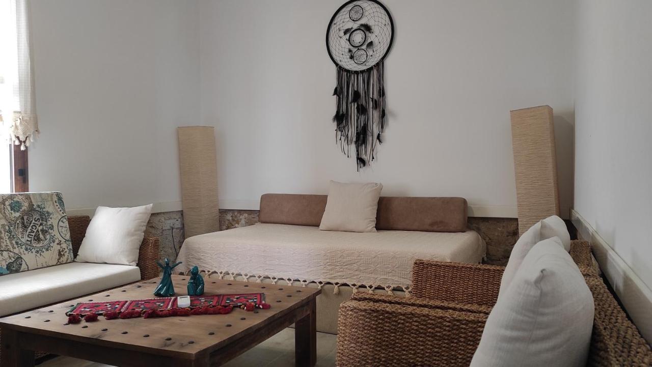 Mystic Guest House Famagusta Famagusta  Buitenkant foto